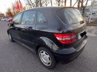 Second-hand Mercedes B150 95 CP (69 kW) 2008 Negru Monovolum