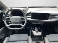 Second-hand Audi Q4 e-tron 219 kW (299 CP) 2022 Albastru SUV
