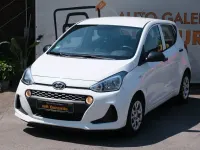 Gebraucht Hyundai i10 67 PS (49 kW) 2019 Weiß Kleinwagen