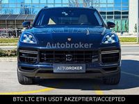 Gebraucht Porsche Cayenne Turbo Chrono 549 PS (403 kW) 2018 Schwarz SUV