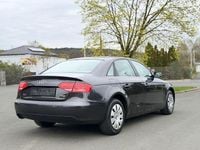 Gebraucht Audi A4 Ambiente 160 PS (117 kW) 2010 Grau Limousine