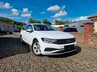 Gebraucht VW Passat Basis 122 PS (89 kW) 2023 Weiß Kombi