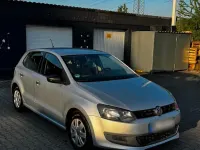 Gebraucht VW Polo 75 PS (55 kW) 2010 Grau Kleinwagen