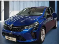 Używany Renault Clio V Evolution 91 KM (66 kW) 2024 Niebieski Sedan/Limuzyna