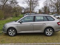 gebraucht Skoda Fabia 1.2l TSI Ambition Combi *1.Hand*SHZ