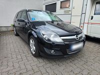 Gebraucht Opel Astra 140 PS (102 kW) 2008 Schwarz Kombi