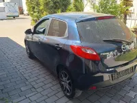 Usata Mazda 2 84 CV (61 kW) 2014 Nero Utilitaria