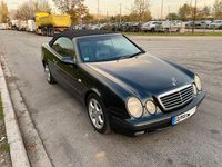 Gebraucht Mercedes C320 218 PS (160 kW) 2000 Blau Cabrio