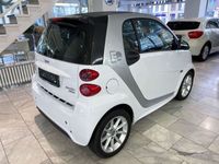 gebraucht Smart ForTwo Electric Drive fortwo coupe ED Aut/Servo/Sitzh/LED/LM/2xKabel!