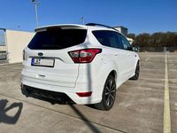 Gebraucht Ford Kuga ST-Line 175 PS (128 kW) 2018 Weiß SUV