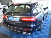Gebraucht Mercedes E220 Exclusive 194 PS (142 kW) 2019 Blau Limousine