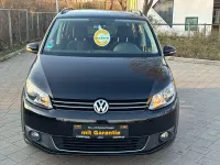 Gebraucht VW Touran Match 105 PS (77 kW) 2012 Schwarz Van / Kleinbus