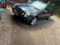 Occasion Mercedes E200 Classic 163 ch (119 kW) 2004 Bleue Berline