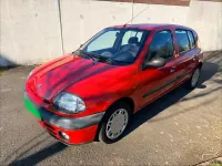 Second-hand Renault Clio II 75 CP (55 kW) 2000 Roșu Hatchback