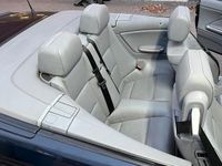 Gebraucht BMW 318 Cabriolet 150 PS (110 kW) 2006 Blau Cabrio