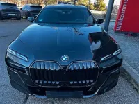 Gebraucht BMW 740 Sport Line 286 PS (210 kW) 2025 Schwarz Limousine