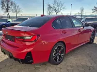 Gebraucht BMW 330 Comfort Edition 245 PS (180 kW) 2024 Rot Limousine