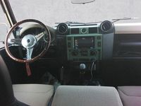 Gebraucht Land Rover Defender Heritage 122 PS (89 kW) 2015 Grün Kombi