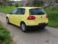 Gebraucht VW Golf V 105 PS (77 kW) 2005 Gelb Kleinwagen