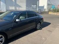 Gebraucht Mercedes E220 170 PS (125 kW) 2011 Schwarz Limousine