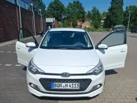 Gebraucht Hyundai i20 Active 75 PS (55 kW) 2016 Weiß Limousine