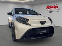 Neu Toyota Aygo X Play 72 PS (52 kW) 2025 Weiß SUV