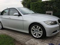 Gebraucht BMW 320 163 PS (119 kW) 2005 Silber metallic Limousine