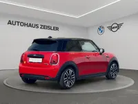 Gebraucht Mini Cooper SE Hatch 135 kW (184 PS) 2023 Chili red Kleinwagen