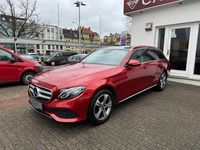 Gebraucht Mercedes E200 Avantgarde 184 PS (135 kW) 2018 Rot Limousine