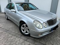 Gebraucht Mercedes E280 Avantgarde 190 PS (139 kW) 2005 Silber Limousine