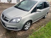 Gebraucht Opel Zafira 105 PS (77 kW) 2007 Gold Van / Kleinbus