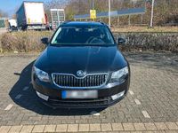 Gebraucht Skoda Octavia 110 PS (80 kW) 2016 Schwarz Kleinwagen