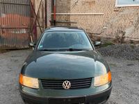 Occasion VW Passat 101 ch (74 kW) 1997 Vert Berline