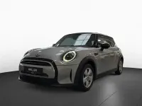 Używany Mini Cooper Essential 136 KM (100 kW) 2023 Srebrny Hatchback