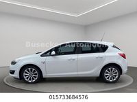 Gebraucht Opel Astra 101 PS (74 kW) 2012 Weiß Kombi