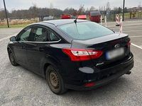 Second-hand Ford Focus 150 CP (110 kW) 2011 Negru Berlinǎ