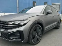 Gebraucht VW Touareg R-line 231 PS (169 kW) 2024 Grau SUV