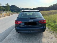 Gebraucht Audi A4 Attraction 143 PS (105 kW) 2013 Blau Kombi