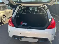 Gebraucht Peugeot 308 16 PS (11 kW) 2012 Weiß Limousine