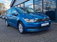 Gebraucht VW Touran Comfortline 116 PS (85 kW) 2020 Blau Van / Kleinbus