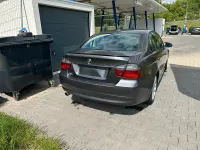Gebraucht BMW 320 150 PS (110 kW) 2007 Grau Limousine