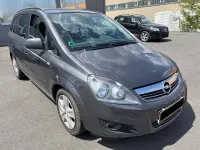 Gebraucht Opel Zafira Design Edition 140 PS (102 kW) 2011 Grau Van / Kleinbus