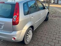 Gebraucht Ford Fiesta 80 PS (58 kW) 2008 Silber Kleinwagen
