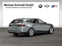 Gebraucht BMW i5 M Sport 250 kW (340 PS) 2025 M brooklyn grau Kombi
