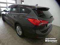 Gebraucht Ford Focus Titanium 125 PS (91 kW) 2022 Farbe: grau Kombi