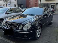 Gebraucht Mercedes E500 Avantgarde 306 PS (225 kW) 2004 Schwarz Limousine