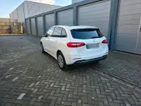 Gebraucht Mercedes 200 150 PS (110 kW) 2021 Weiß Limousine