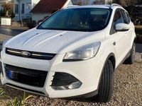Usado Ford Kuga Individual 150 HP (110 kW) 2014 Branco SUV
