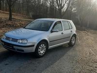 Gebraucht VW Golf IV 75 PS (55 kW) 2001 Silber Kleinwagen