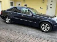 Używany Mercedes E220 170 KM (125 kW) 2006 Niebieski Sedan/Limuzyna